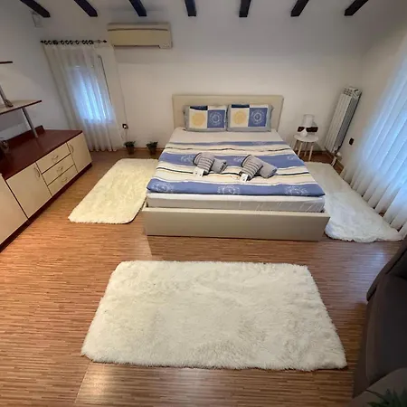 Apartment The Maisonette In Sofia's Heart