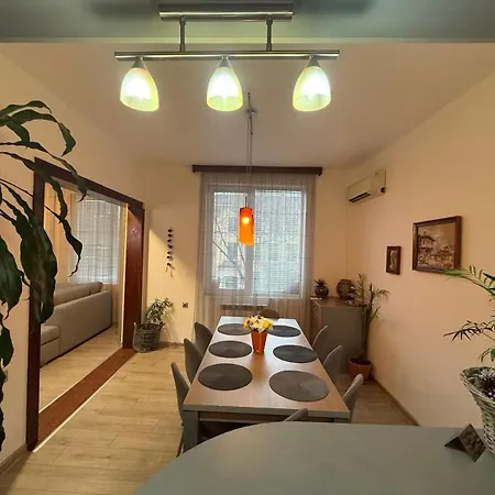 The Maisonette In Sofia's Heart Apartment
